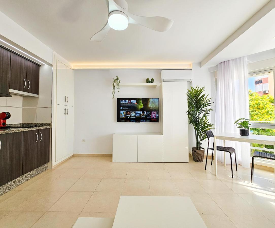 טורה דל מאר Estudio Vip Mediterraneo - Alojamientos La Torre מראה חיצוני תמונה
